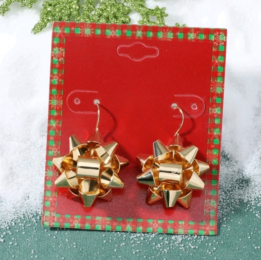 NEW! Holidays earrings -BTQ